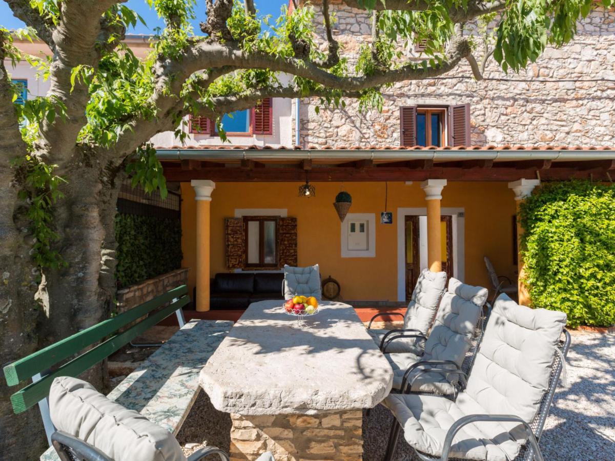 Holiday Home Villa Lucky By Interhome Brtonigla Exterior foto